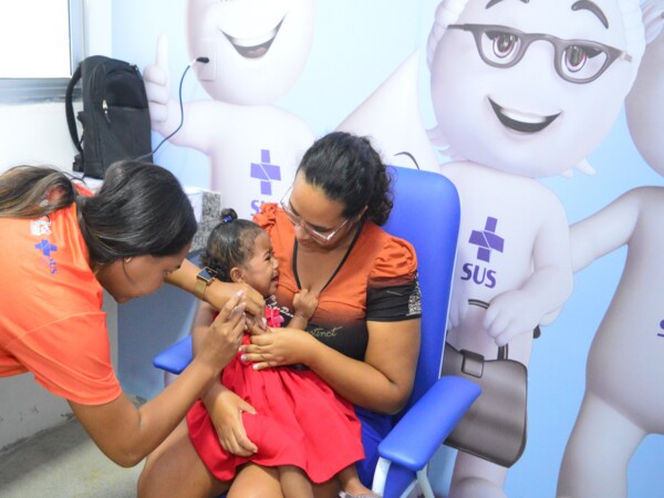 "Dia D" de Multivacinação: Coordenação reforça importância de manter a caderneta em dia, especialmente contra  influenza