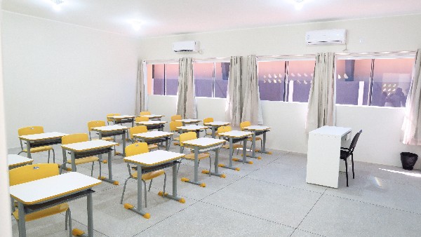 Mais Transformação: Prefeita de Bom Jesus, Denise Bayma entrega Escola João Braúna no Distrito São José Img3 600x400 - Mais Transformação: Prefeita de Bom Jesus, Denise Bayma entrega Escola João Braúna no Distrito São José
