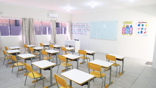 Mais Transformação: Prefeita de Bom Jesus, Denise Bayma entrega Escola João Braúna no Distrito São José Img4 600x400 - Mais Transformação: Prefeita de Bom Jesus, Denise Bayma entrega Escola João Braúna no Distrito São José