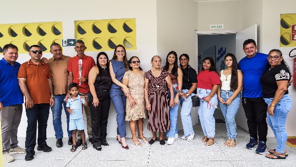 Mais Transformação: Prefeita de Bom Jesus, Denise Bayma entrega Escola João Braúna no Distrito São José Img7 600x400 - Mais Transformação: Prefeita de Bom Jesus, Denise Bayma entrega Escola João Braúna no Distrito São José