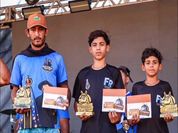 Tradição e protagonismo: representantes de Bom Jesus fazem história na 2ª corrida de jegues de Poço de José de Moura