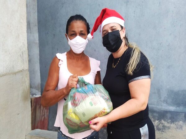 Comida na mesa de Natal: Ação da prefeitura de Bom Jesus beneficia mais de  1000 pessoas