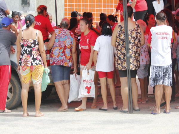 Com recursos próprios: Prefeitura de Bom Jesus mantém tradição e entrega toneladas de alimentos na Semana Santa